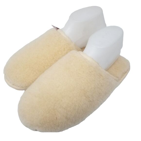 NWT IVORY SOFT WOOL BLEND SLIP ON HOUSESHOES. SIZES 6, 10, 11. - Picture 1 of 14